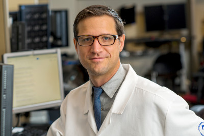 Dr. Christopher Riedl